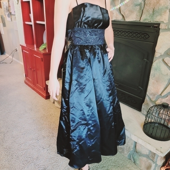 Gunne Sax Dresses & Skirts - Gunne Sax Jessica McClintock Black Midi Dress, sz XS